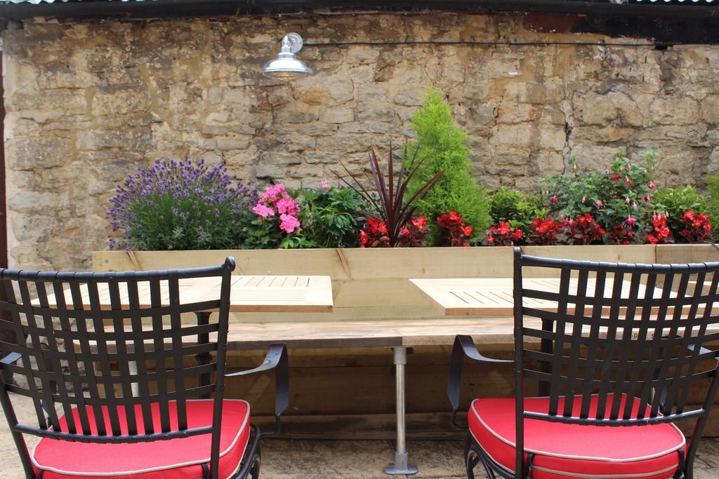 Hotel The Woodstock Arms Exterior foto
